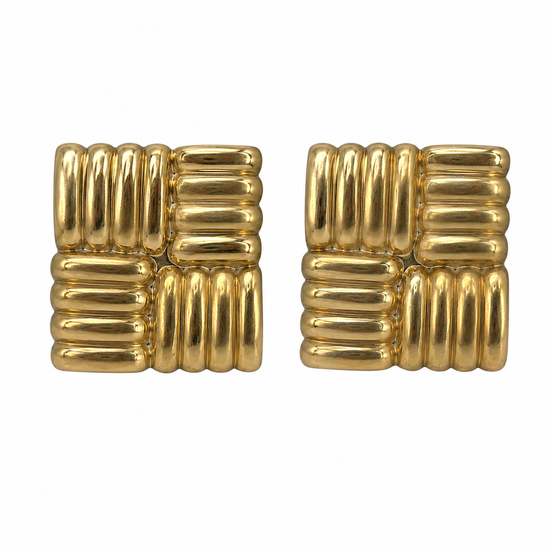 Pendientes cubi